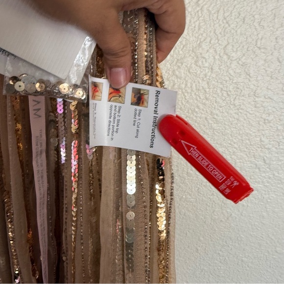 Mac Duggal 93801 A Line Shimmering Evening Dress Gown Sequin Beaded Size 6 $558 - Picture 8 of 15